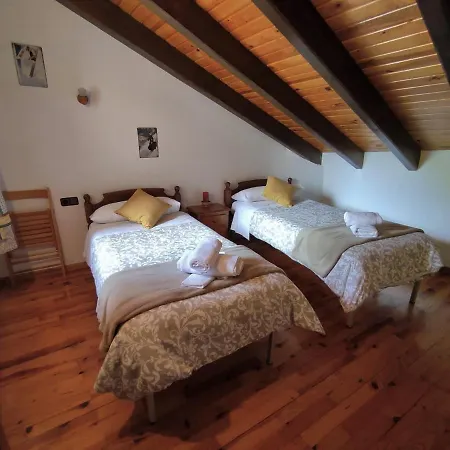 Holiday home Casa De La Marmota Eriste